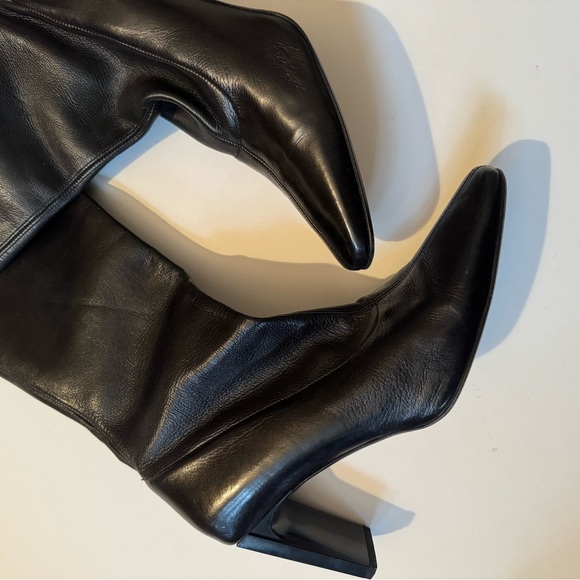 Italian blk leather boots, vintage Anne Klein, gorgeous! size 10 3 in heel - Picture 4 of 10